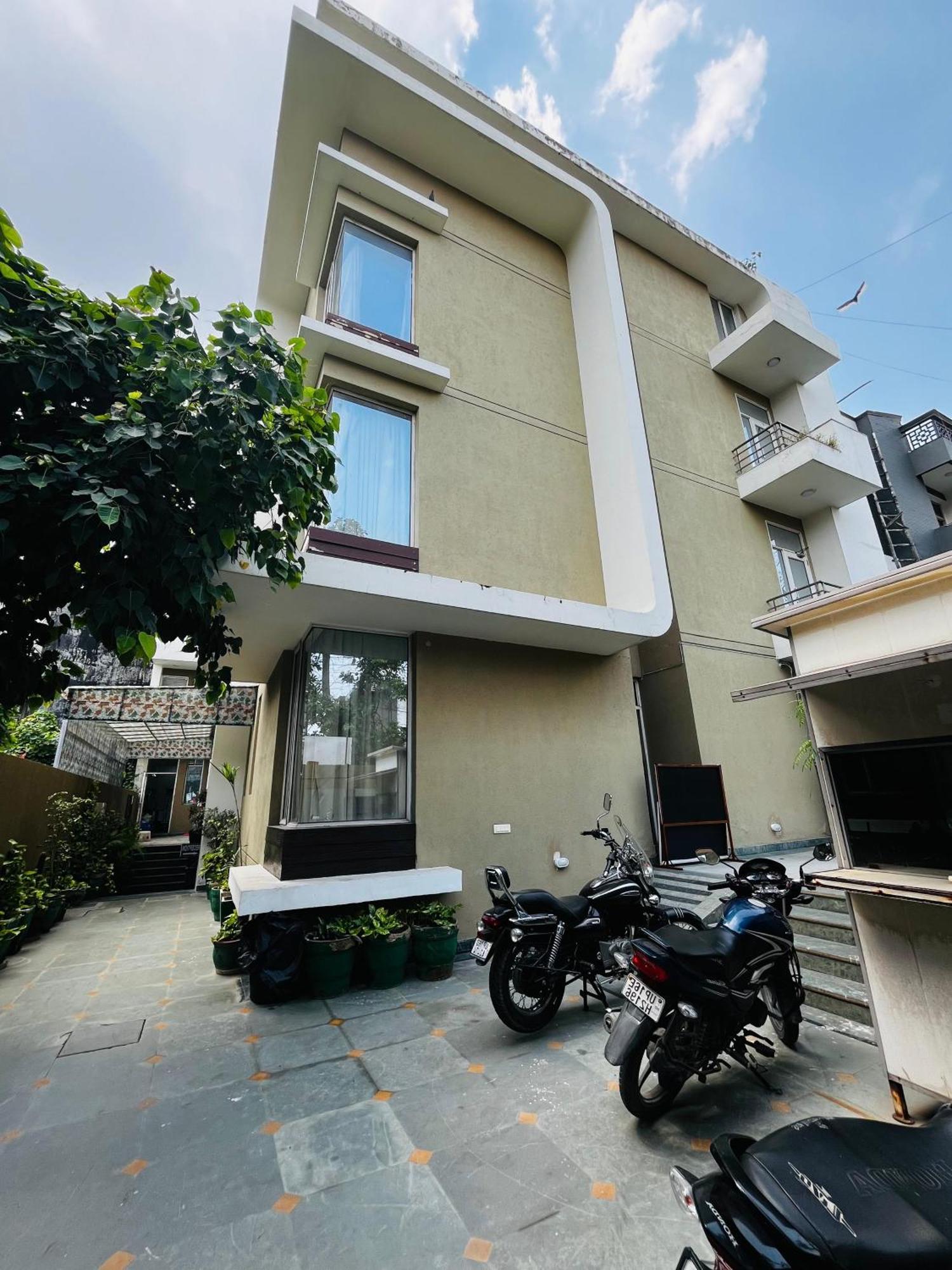Hotel Mvr Stay By Admire Inn Noida Eksteriør billede