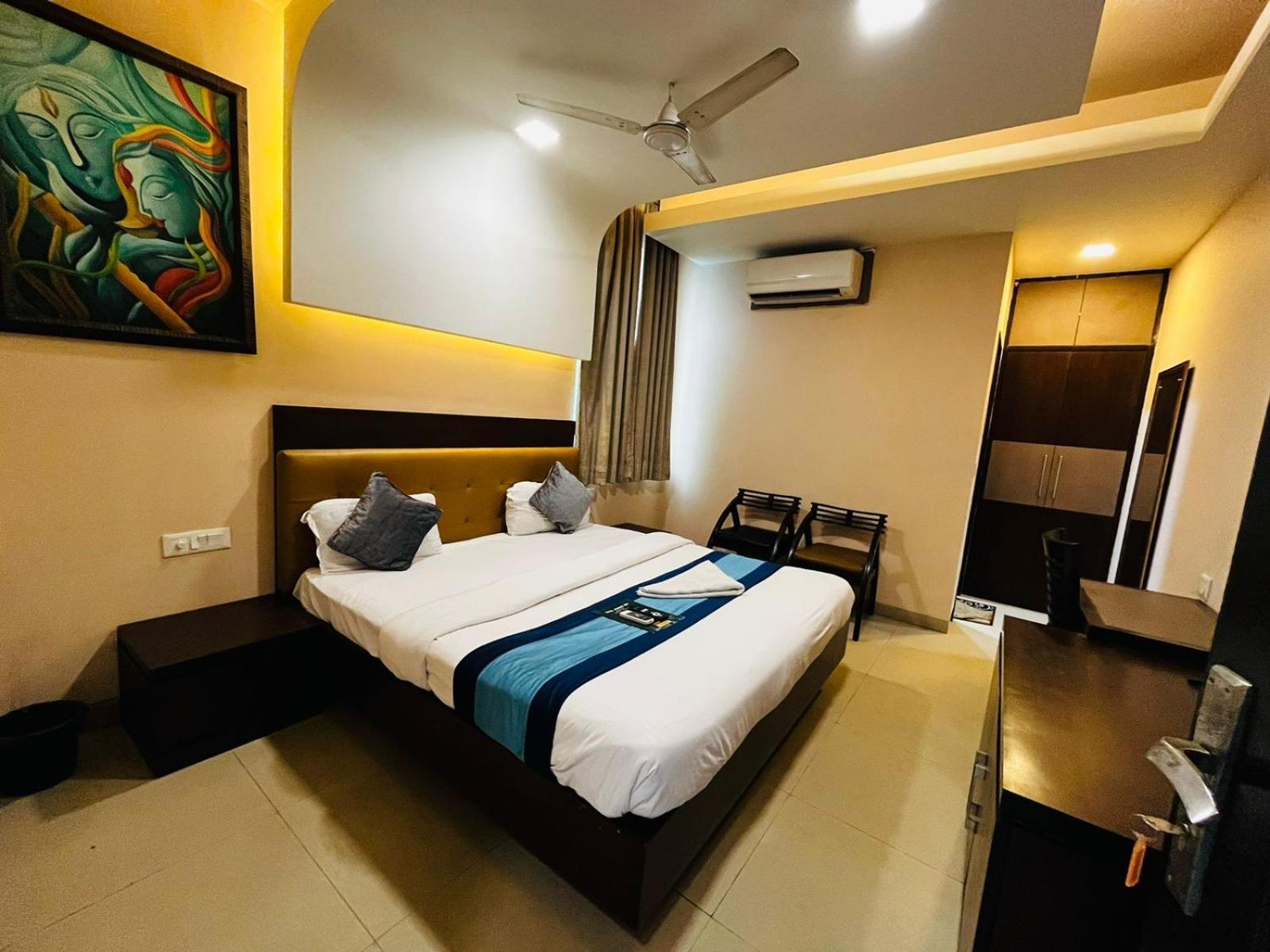 Hotel Mvr Stay By Admire Inn Noida Eksteriør billede